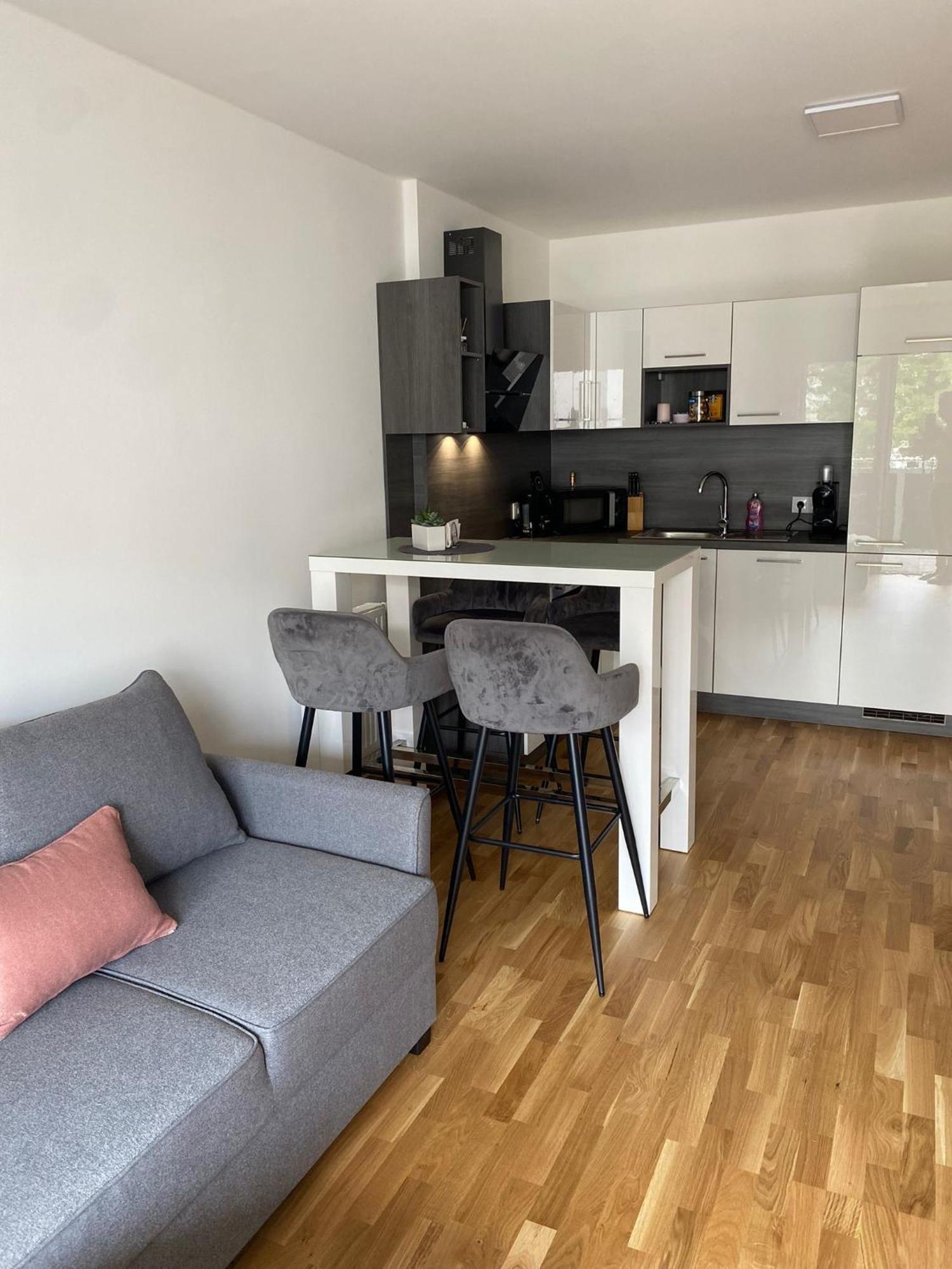 Wunderschoene, Neue Wohnung Mit Grosser Terrasse Ebenthal  Extérieur photo
